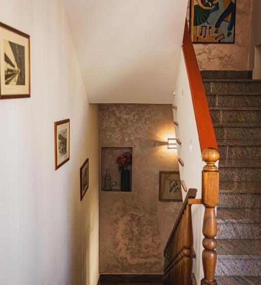 בית מלון כפרי Alexander