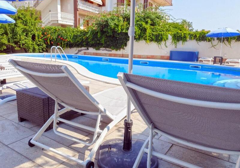 בית מלון כפרי Alexander