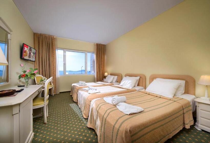 فندق Angelika Pallas