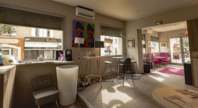 Отель Bliss Hôtel