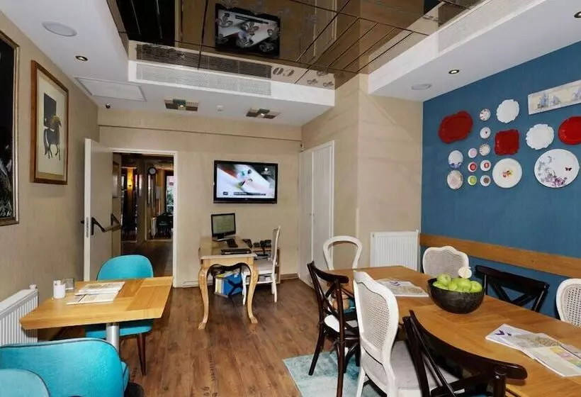 ホテル Collage Taksim