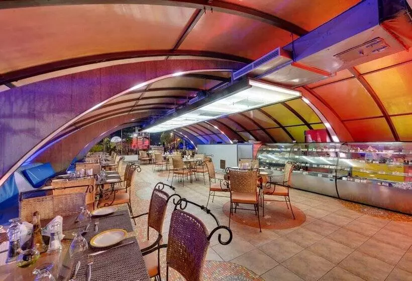 בית מלון כפרי Combermere