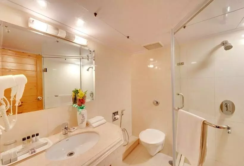 בית מלון כפרי Combermere