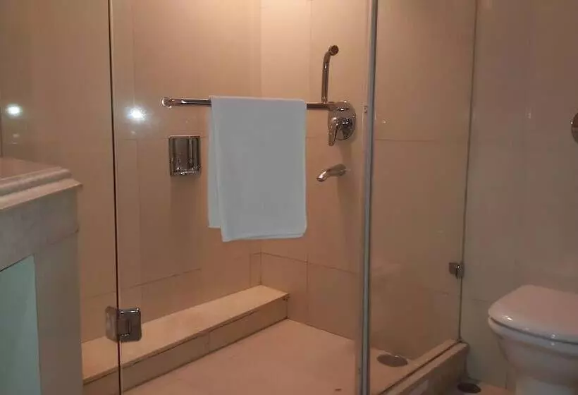 בית מלון כפרי Combermere