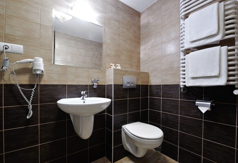 هتل Diament Spodek