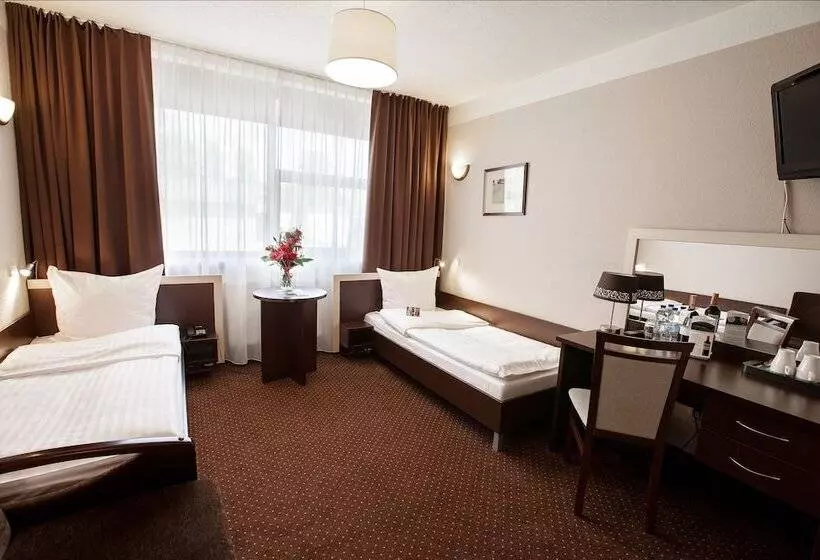 Отель Diament Spodek