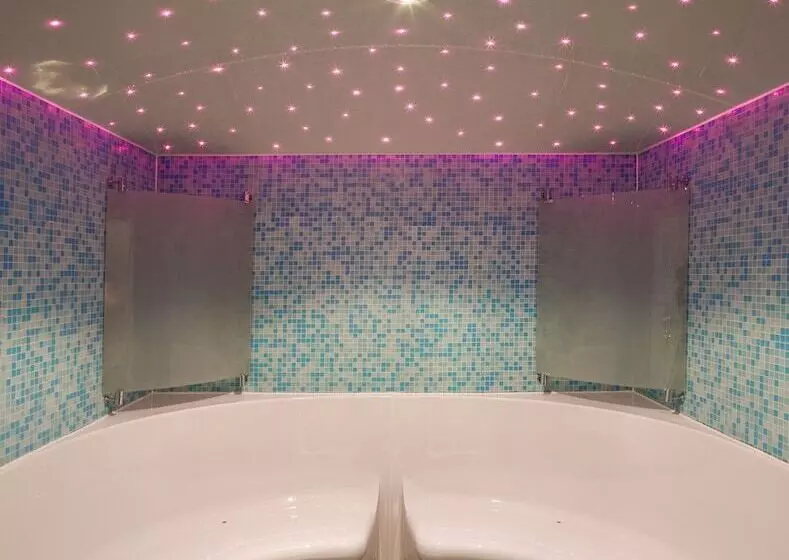 Van Der Valk Hotel Duiven Near Arnhem A12