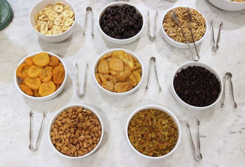 בית מלון כפרי Esplendor By Wyndham Mendoza