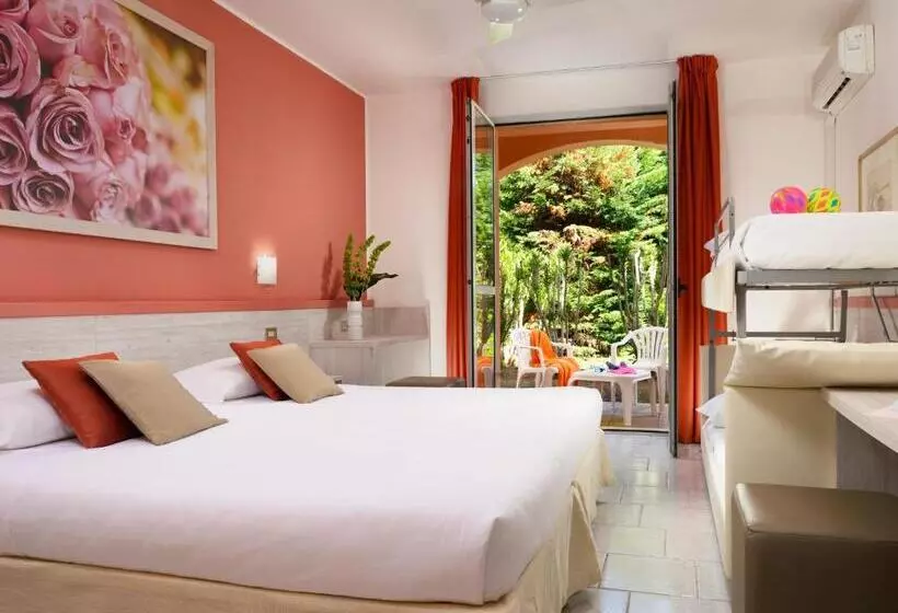 Отель Garden Toscana Resort
