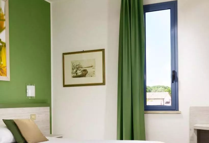 Отель Garden Toscana Resort