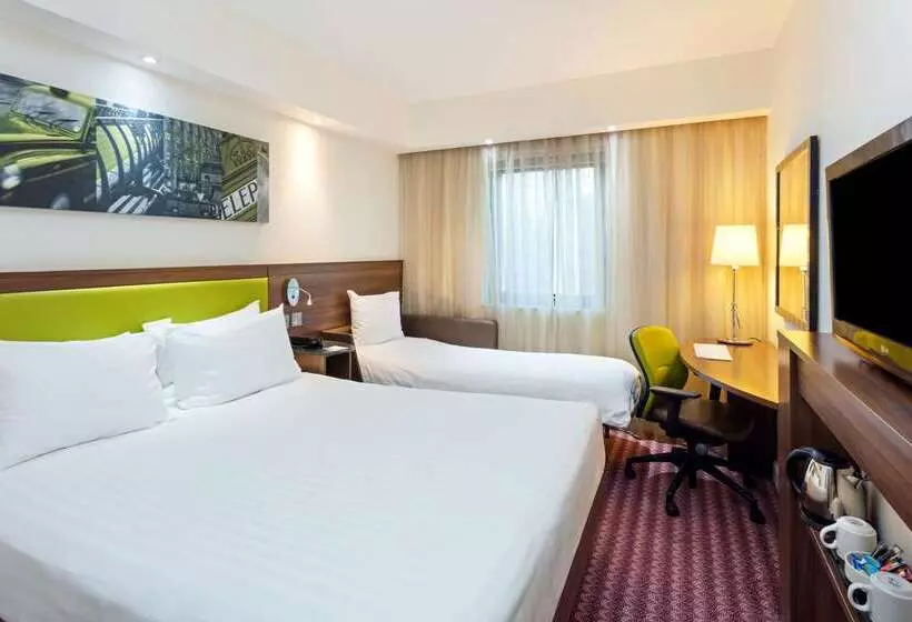 Hotel Hampton By Hilton London Croydon