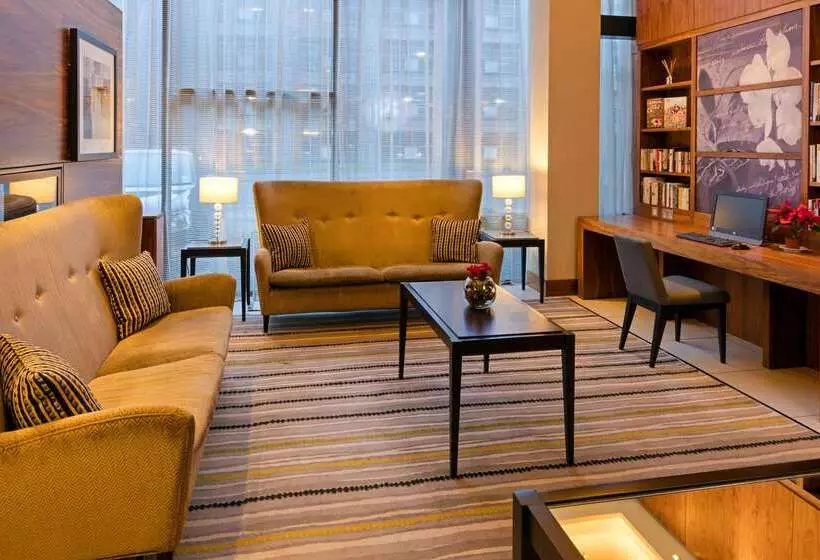 Hotel Hampton By Hilton London Croydon