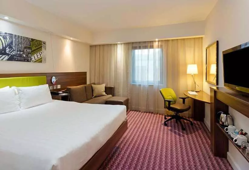 Hotel Hampton By Hilton London Croydon