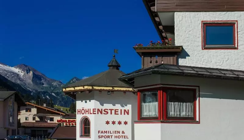 ホテル Höhlenstein