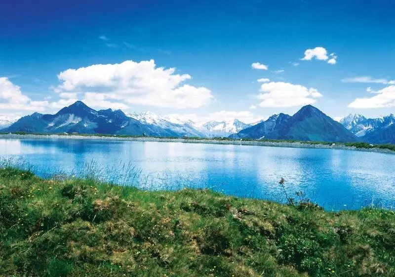 ホテル Höhlenstein