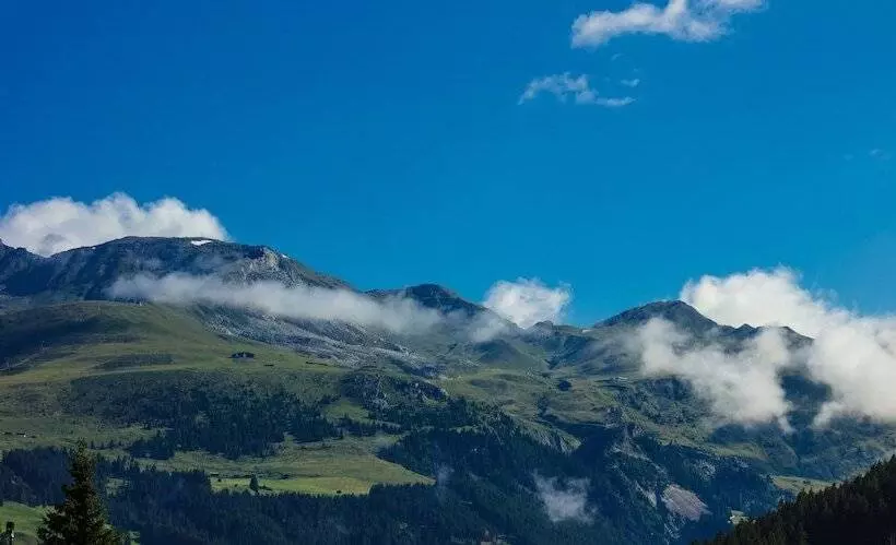 ホテル Höhlenstein