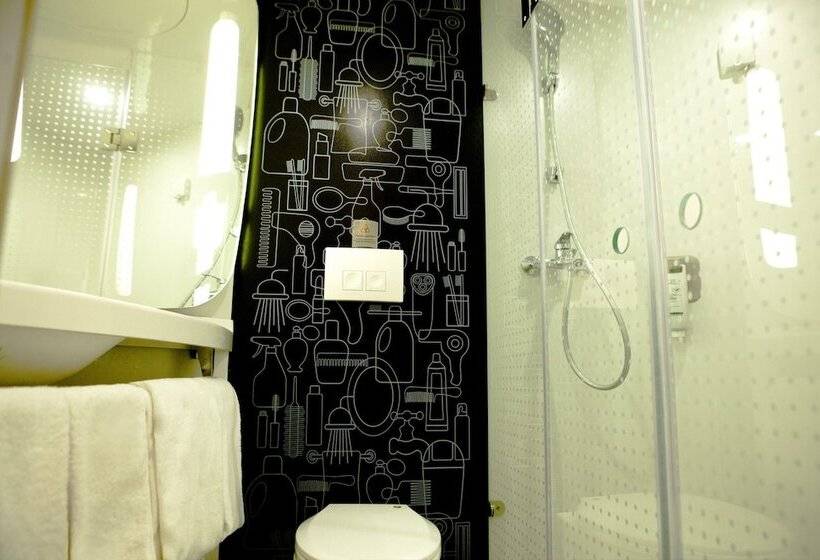 Szálloda Ibis Tianjin Railway Station