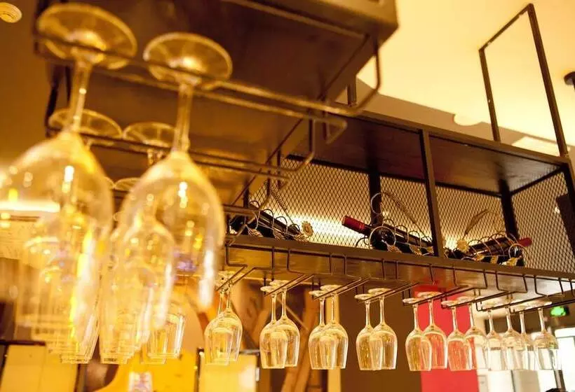 هتل Ibis Tianjin Railway Station