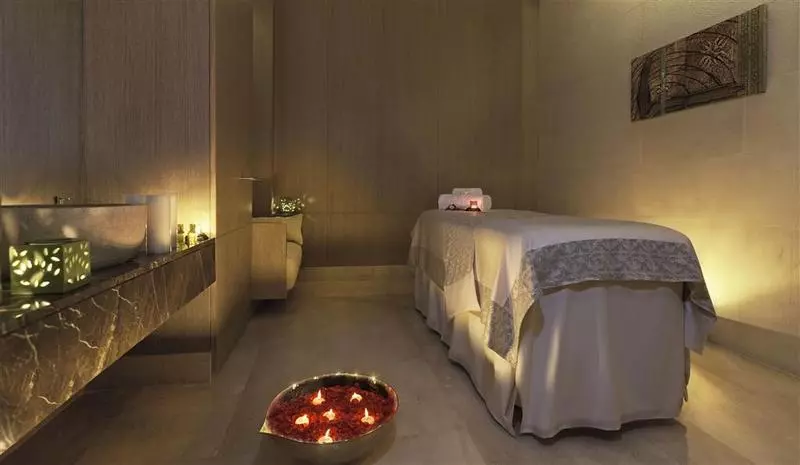 Отель The Westin Gurgaon, New Delhi