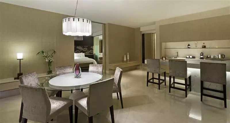 Отель The Westin Gurgaon, New Delhi