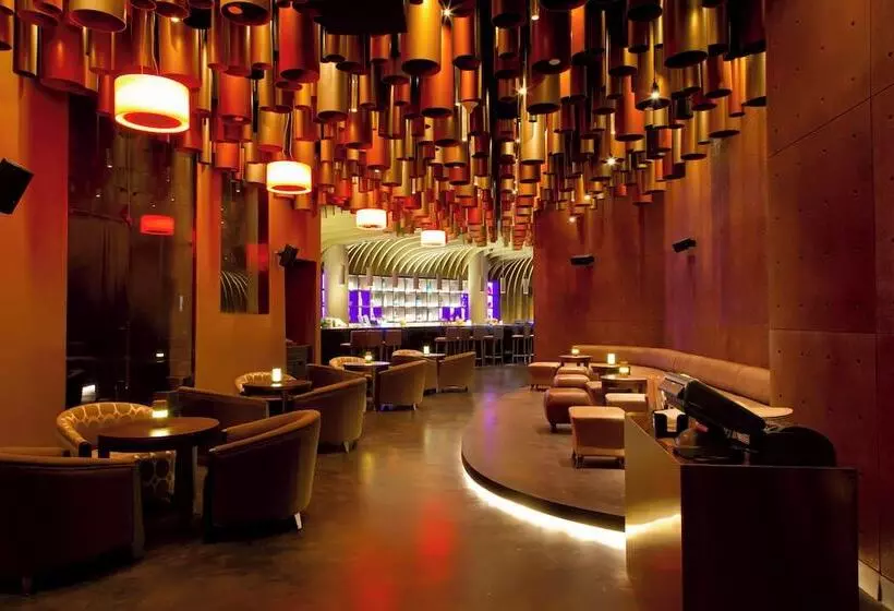 Отель The Westin Gurgaon, New Delhi