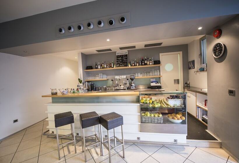 酒店 Torbole Apart