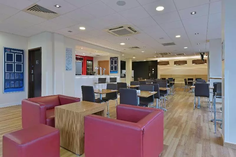 هتل Travelodge Paignton Seafront