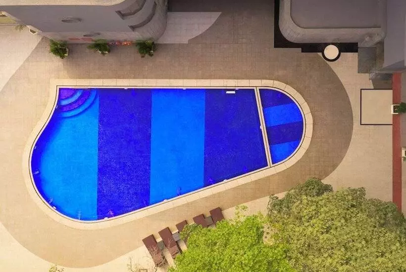 ホテル Vivanta Vadodara