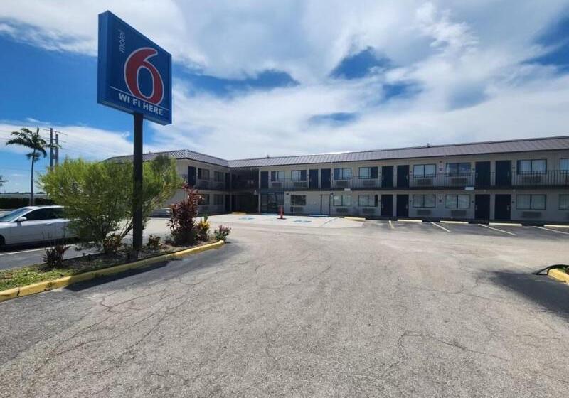 Motel 6 Venice, Fl