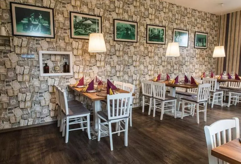 Retkeilymaja Restaurace Stará Lípa