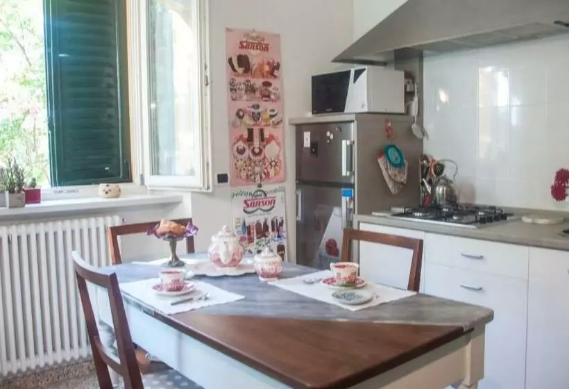 تختخواب و صبحانه A Casa Di Maria