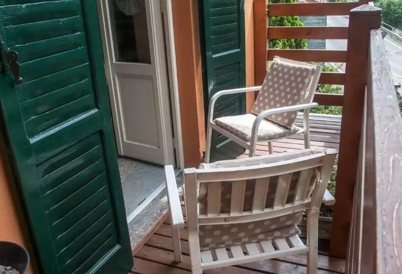 تختخواب و صبحانه A Casa Di Maria
