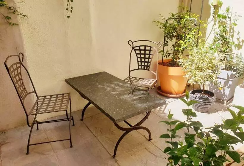 ベッドアンドブレックファースト Alcôve Marine