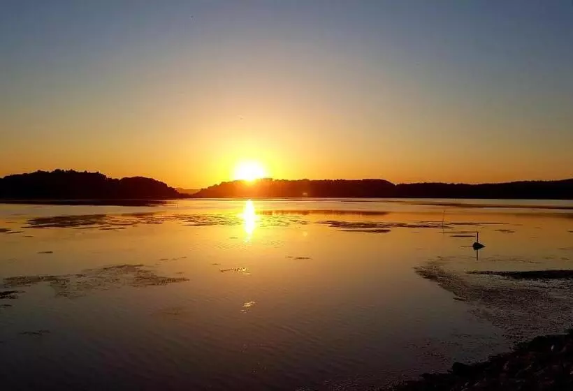 ベッドアンドブレックファースト Alcôve Marine