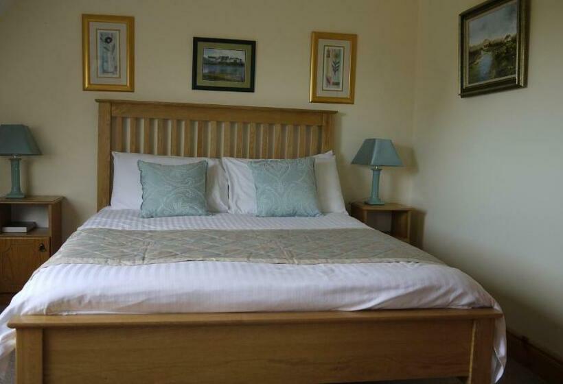 مبيت وإفطار Nymphsfield House