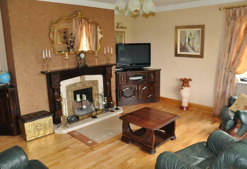 مبيت وإفطار Nymphsfield House