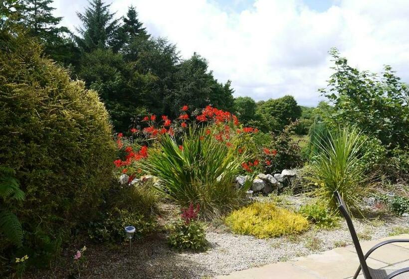 مبيت وإفطار Nymphsfield House