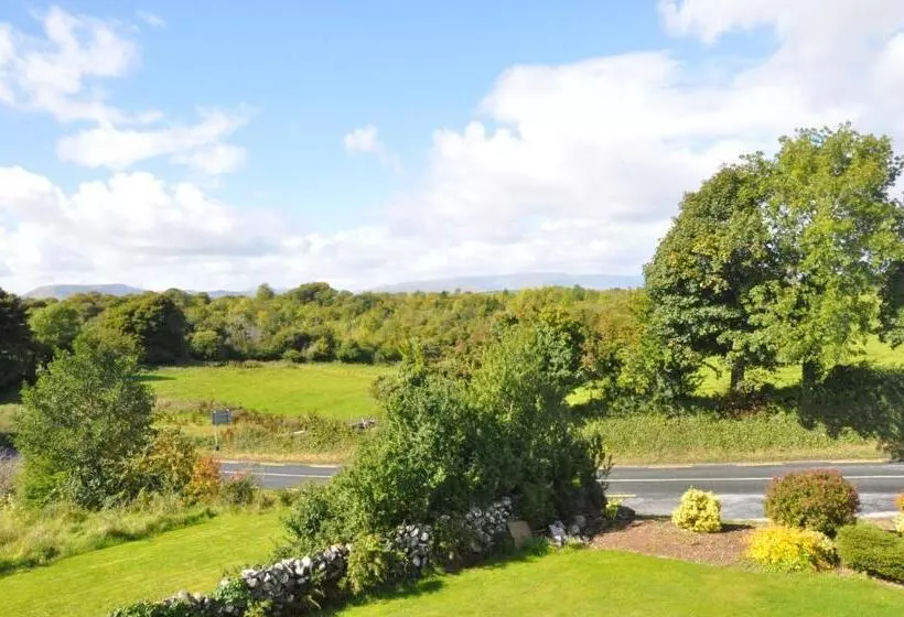 Aamiaismajoitus (B&B) Nymphsfield House