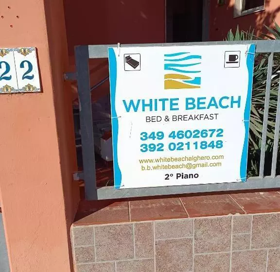 ベッドアンドブレックファースト White Beach