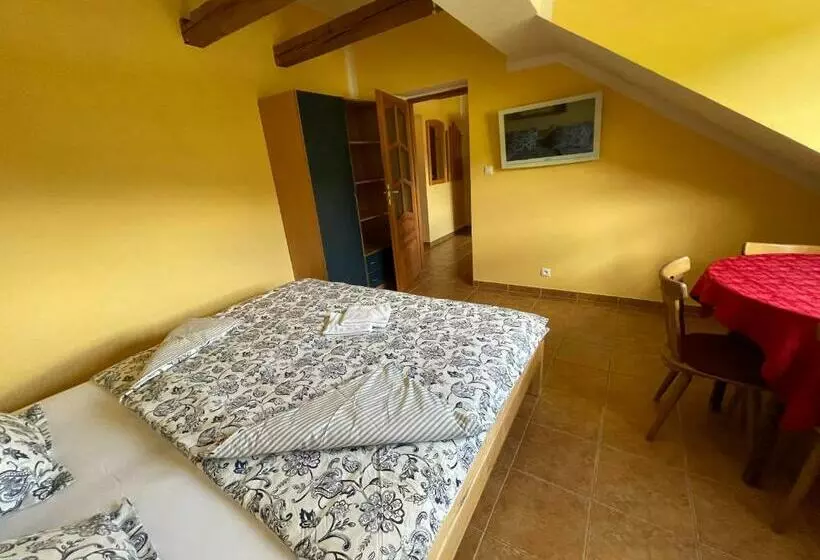 Hotelli Chata Ramzovské Sedlo