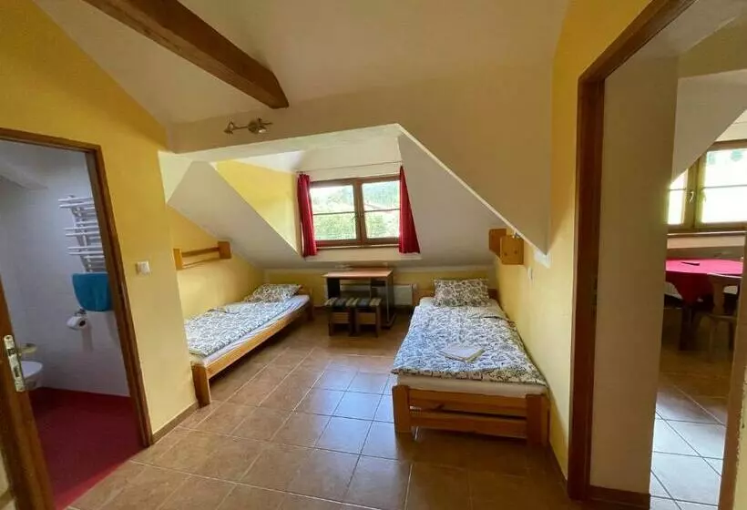 Hotelli Chata Ramzovské Sedlo