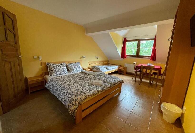 ホテル Chata Ramzovské Sedlo