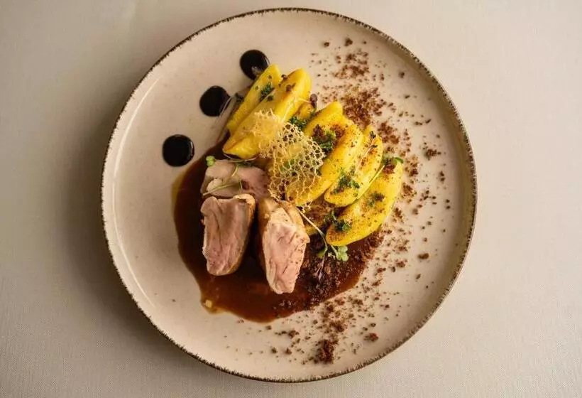 ホテル Pod Zeleným Dubem