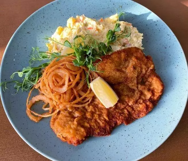 ホテル Pod Zeleným Dubem