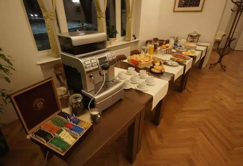 ホテル Pod Zeleným Dubem