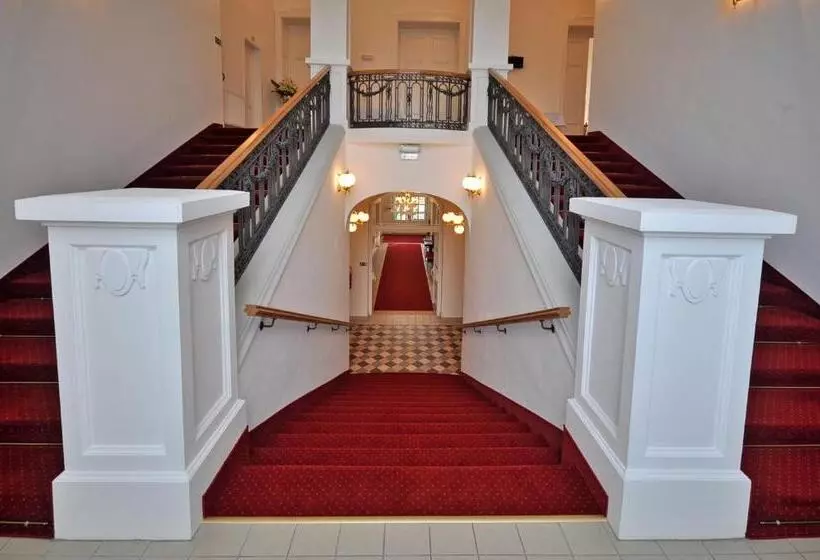 ホテル Pod Zeleným Dubem