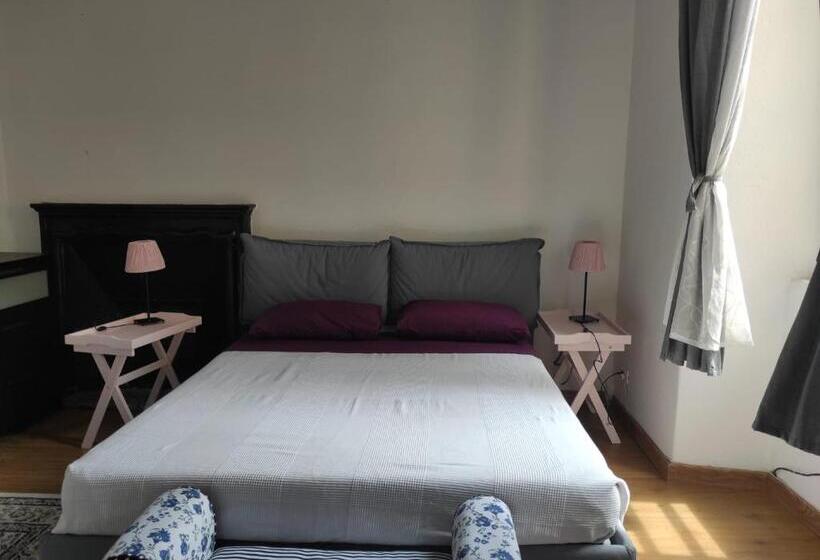 پانسیون Archi E Colonne