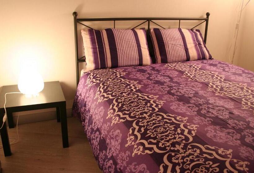 پانسیون Archi E Colonne