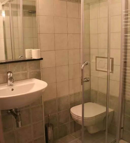 Majatalo Archi E Colonne