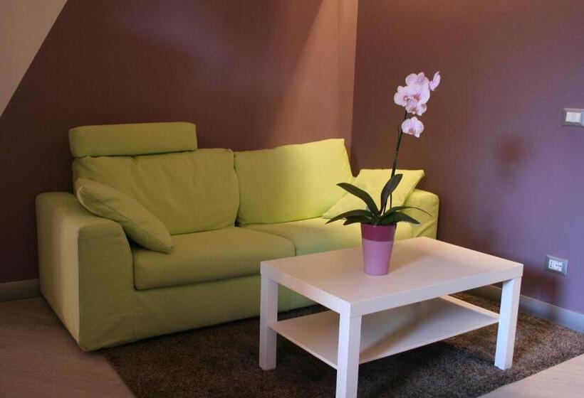 پانسیون Archi E Colonne